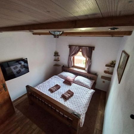 V Zajecskej Vezi Lejlighed Zaječí Eksteriør billede