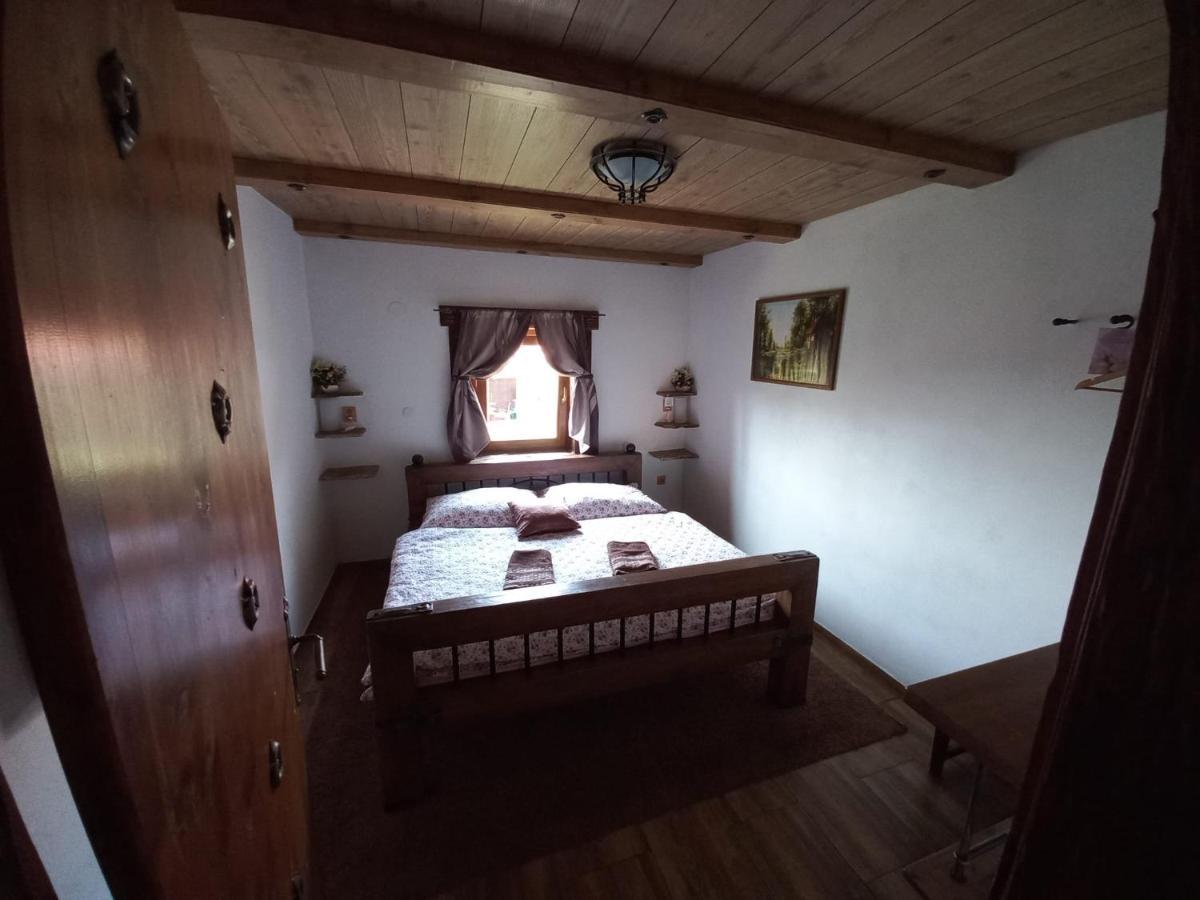 V Zajecskej Vezi Lejlighed Zaječí Eksteriør billede
